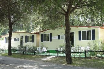 Gardasee: Mobilheim Luxe auf Camping Garda