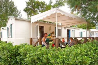 Adria: Mobilheim Cipro auf Camping Barricata