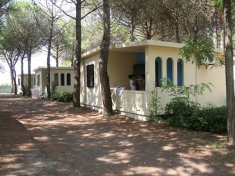 Italien, Adria: Spina Camping Village, Bungalow Villetta Beach