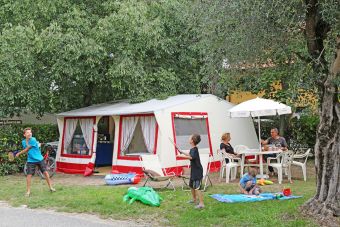 Gardasee: Bungalowzelt auf Camping Cisano San Vito