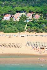 Residenz Le Altane mit Pool am Strand Lido del Sole, Bibione