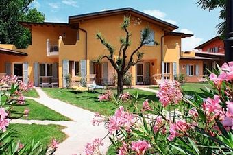 Ferienanlage Il Ruscello By Golf Resort, Manerba, Gardasee