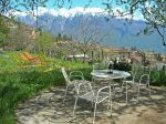 Gardasee: Ferienwohnung, Garten mit  Bergpsanorama