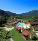 Lago Maggiore, Residence Conca d'Oro, Mobilheimanlage mit Pool